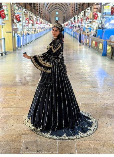 Boncuk Detaylı Kaftan Bindallı