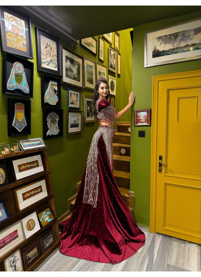 Boncuk İşlemeli Kol Detaylı Bindallı