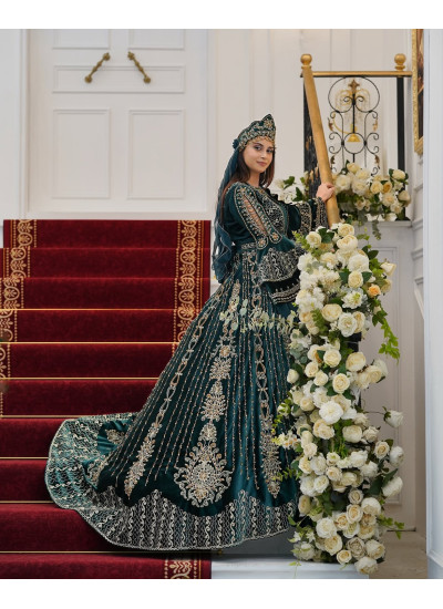 Kol Detaylı İşlemeli Zümrüt Yeşili Bindallı