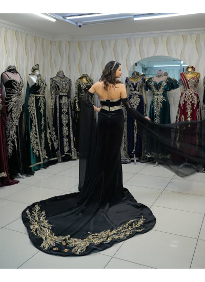 İşlemeli Kuyruklu Yırtmaçlı Balık Model Bindallı